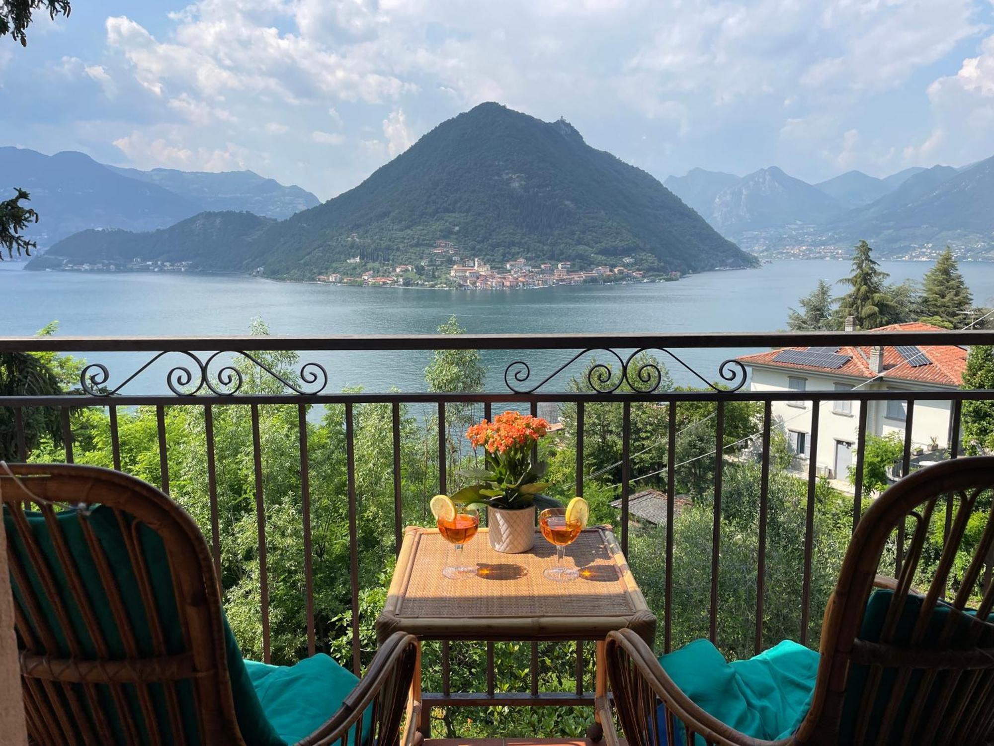 Appartamento Lake View Di Villa Giuliana Sulzano Bagian luar foto